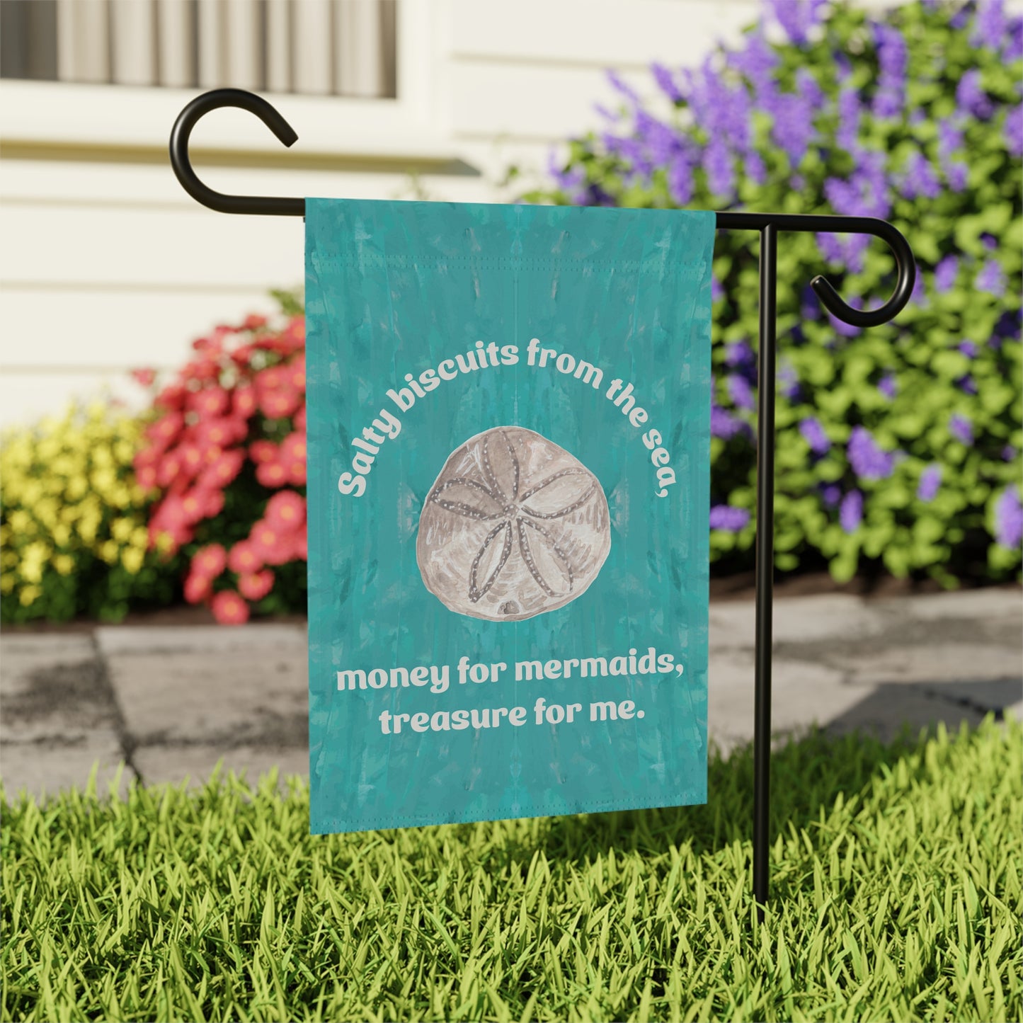 Sea Biscuit Garden Flag & House Banner - Bring Summer to Your Outdoor Space